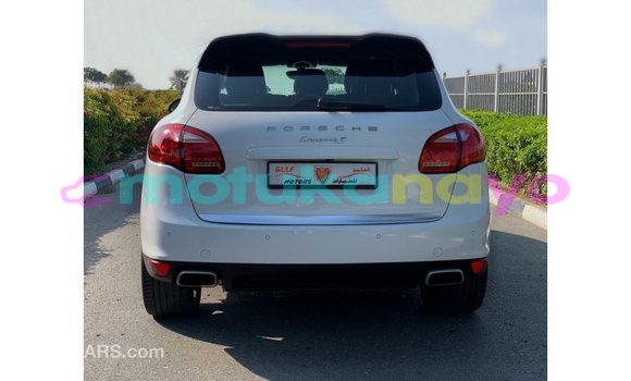 Buy Import Porsche Cayman White Car in Import - Dubai in Bandundu Buy Import Porsche Cayman White Car in Import - Dubai in Bandundu