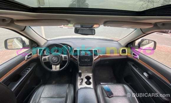 Buy Import Jeep Grand Cherokee White Car in Import - Dubai in Bandundu Buy Import Jeep Grand Cherokee White Car in Import - Dubai in Bandundu