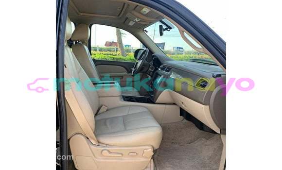 Acheter Import Voiture Chevrolet Tahoe Noir à Import - Dubai, Bandundu Acheter Import Voiture Chevrolet Tahoe Noir à Import - Dubai, Bandundu