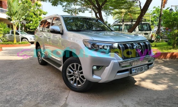 Acheter Occasion Voiture Toyota Prado Gris à Kinshasa, Kinshasa Acheter Occasion Voiture Toyota Prado Gris à Kinshasa, Kinshasa