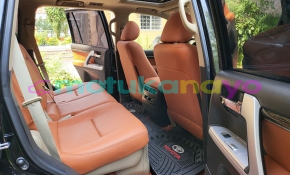 Acheter Occasion Voiture Toyota Land Cruiser Noir à Kinshasa, Kinshasa Acheter Occasion Voiture Toyota Land Cruiser Noir à Kinshasa, Kinshasa