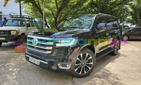 Acheter Occasion Voiture Toyota Land Cruiser Noir à Kinshasa, Kinshasa Acheter Occasion Voiture Toyota Land Cruiser Noir à Kinshasa, Kinshasa