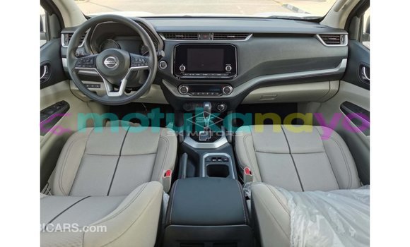 Buy Import Nissan Xterra White Car in Import - Dubai in Bandundu Buy Import Nissan Xterra White Car in Import - Dubai in Bandundu