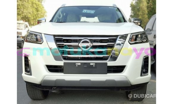 Buy Import Nissan Xterra White Car in Import - Dubai in Bandundu Buy Import Nissan Xterra White Car in Import - Dubai in Bandundu