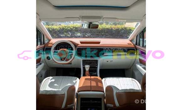 Buy Import Volkswagen TRUCK White Truck in Import - Dubai in Bandundu Buy Import Volkswagen TRUCK White Truck in Import - Dubai in Bandundu