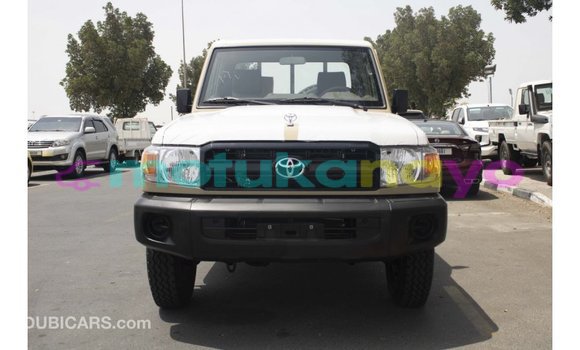 Buy Import Toyota Land Cruiser Beige Car in Import - Dubai in Bandundu Buy Import Toyota Land Cruiser Beige Car in Import - Dubai in Bandundu