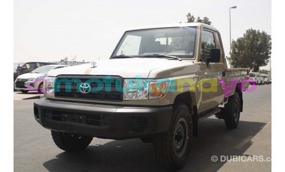 Buy Import Toyota Land Cruiser Beige Car in Import - Dubai in Bandundu Buy Import Toyota Land Cruiser Beige Car in Import - Dubai in Bandundu