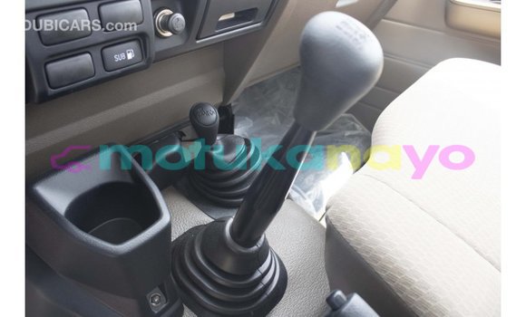 Buy Import Toyota Land Cruiser Beige Car in Import - Dubai in Bandundu Buy Import Toyota Land Cruiser Beige Car in Import - Dubai in Bandundu