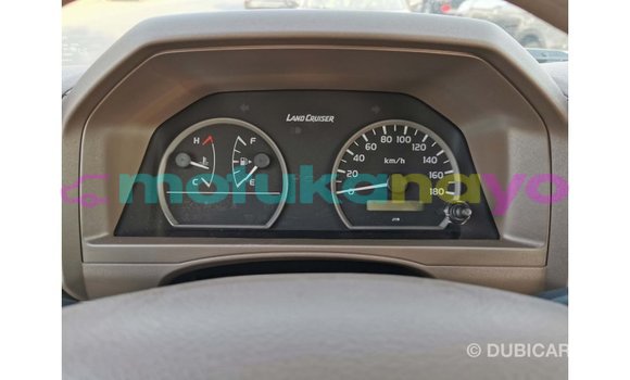 Buy Import Toyota Land Cruiser Beige Car in Import - Dubai in Bandundu Buy Import Toyota Land Cruiser Beige Car in Import - Dubai in Bandundu