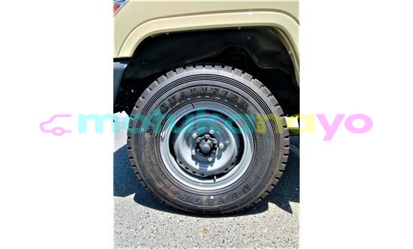 Buy Import Toyota Land Cruiser Beige Car in Import - Dubai in Bandundu Buy Import Toyota Land Cruiser Beige Car in Import - Dubai in Bandundu