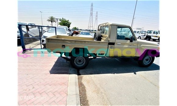 Buy Import Toyota Land Cruiser Beige Car in Import - Dubai in Bandundu Buy Import Toyota Land Cruiser Beige Car in Import - Dubai in Bandundu