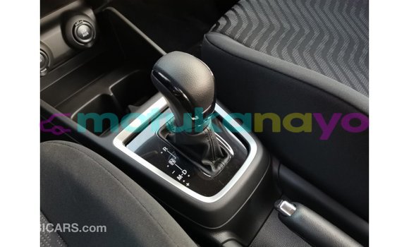 Buy Import Suzuki Swift White Car in Import - Dubai in Bandundu Buy Import Suzuki Swift White Car in Import - Dubai in Bandundu