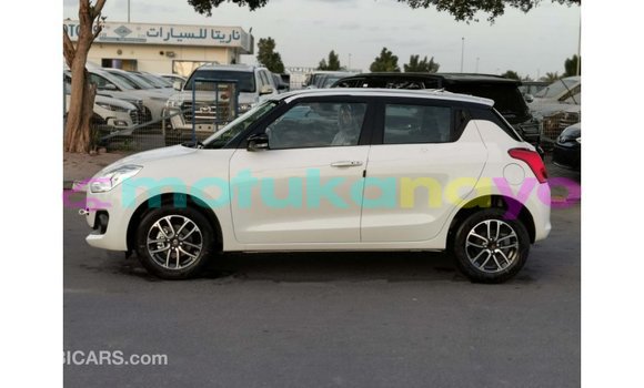 Buy Import Suzuki Swift White Car in Import - Dubai in Bandundu Buy Import Suzuki Swift White Car in Import - Dubai in Bandundu