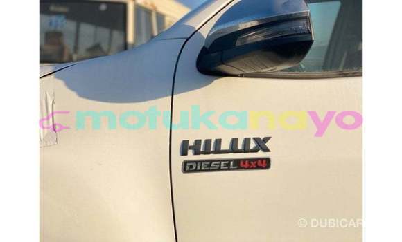 Buy Import Toyota Hilux White Car in Import - Dubai in Bandundu Buy Import Toyota Hilux White Car in Import - Dubai in Bandundu