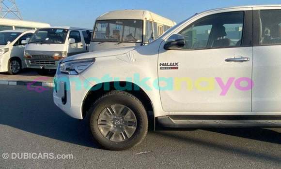 Buy Import Toyota Hilux White Car in Import - Dubai in Bandundu Buy Import Toyota Hilux White Car in Import - Dubai in Bandundu