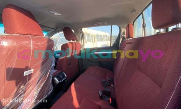 Buy Import Toyota Hilux White Car in Import - Dubai in Bandundu Buy Import Toyota Hilux White Car in Import - Dubai in Bandundu