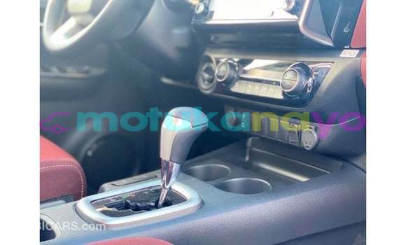 Buy Import Toyota Hilux White Car in Import - Dubai in Bandundu Buy Import Toyota Hilux White Car in Import - Dubai in Bandundu