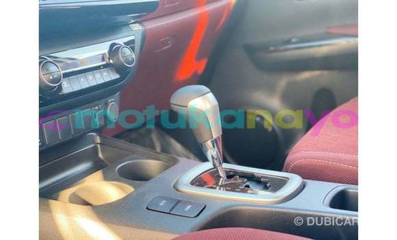 Buy Import Toyota Hilux White Car in Import - Dubai in Bandundu Buy Import Toyota Hilux White Car in Import - Dubai in Bandundu