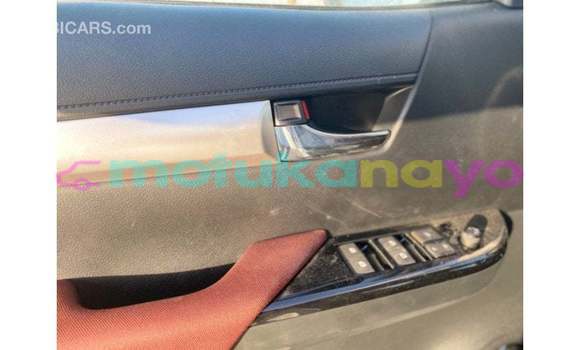 Buy Import Toyota Hilux White Car in Import - Dubai in Bandundu Buy Import Toyota Hilux White Car in Import - Dubai in Bandundu