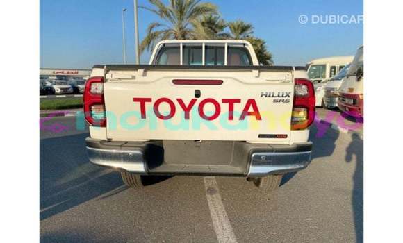 Buy Import Toyota Hilux White Car in Import - Dubai in Bandundu Buy Import Toyota Hilux White Car in Import - Dubai in Bandundu