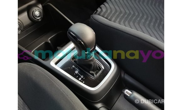 Buy Import Suzuki Swift White Car in Import - Dubai in Bandundu Buy Import Suzuki Swift White Car in Import - Dubai in Bandundu