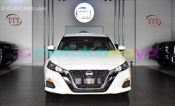 Acheter Import Voiture Nissan Altima Blanc à Import - Dubai, Bandundu Acheter Import Voiture Nissan Altima Blanc à Import - Dubai, Bandundu