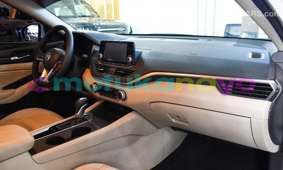 Acheter Import Voiture Nissan Altima Blanc à Import - Dubai, Bandundu Acheter Import Voiture Nissan Altima Blanc à Import - Dubai, Bandundu