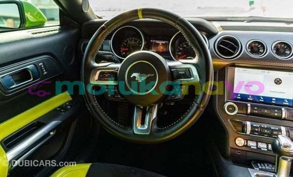 Acheter Import Voiture Ford Mustang Vert à Import - Dubai, Bandundu Acheter Import Voiture Ford Mustang Vert à Import - Dubai, Bandundu