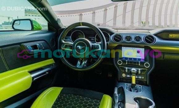 Acheter Import Voiture Ford Mustang Vert à Import - Dubai, Bandundu Acheter Import Voiture Ford Mustang Vert à Import - Dubai, Bandundu