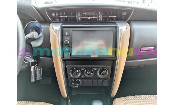 Buy Import Toyota Fortuner White Car in Import - Dubai in Bandundu Buy Import Toyota Fortuner White Car in Import - Dubai in Bandundu