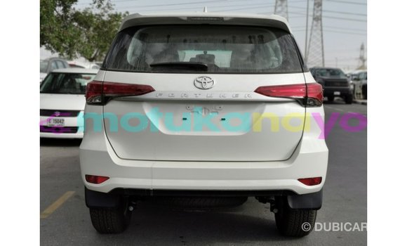 Buy Import Toyota Fortuner White Car in Import - Dubai in Bandundu Buy Import Toyota Fortuner White Car in Import - Dubai in Bandundu