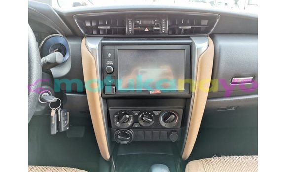 Buy Import Toyota Fortuner White Car in Import - Dubai in Bandundu Buy Import Toyota Fortuner White Car in Import - Dubai in Bandundu