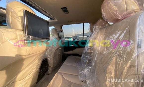 Buy Import Toyota Land Cruiser White Car in Import - Dubai in Bandundu Buy Import Toyota Land Cruiser White Car in Import - Dubai in Bandundu