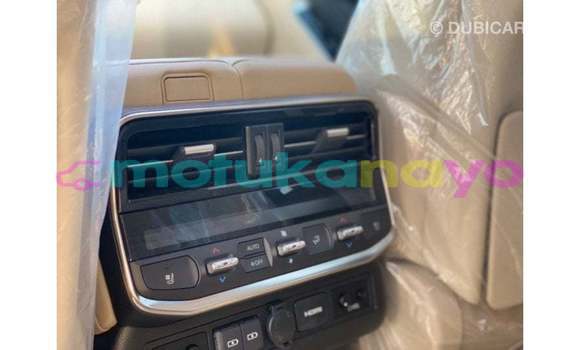 Buy Import Toyota Land Cruiser White Car in Import - Dubai in Bandundu Buy Import Toyota Land Cruiser White Car in Import - Dubai in Bandundu