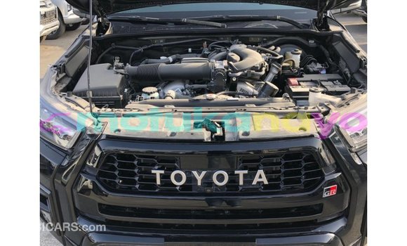 Acheter Import Voiture Toyota Hilux Noir à Import - Dubai, Bandundu Acheter Import Voiture Toyota Hilux Noir à Import - Dubai, Bandundu