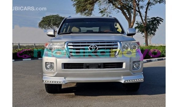 Buy Import Toyota Land Cruiser Other Car in Import - Dubai in Bandundu Buy Import Toyota Land Cruiser Other Car in Import - Dubai in Bandundu