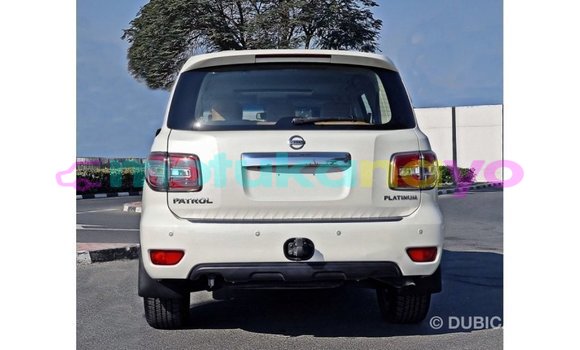 Acheter Import Voiture Nissan Patrol Blanc à Import - Dubai, Bandundu Acheter Import Voiture Nissan Patrol Blanc à Import - Dubai, Bandundu