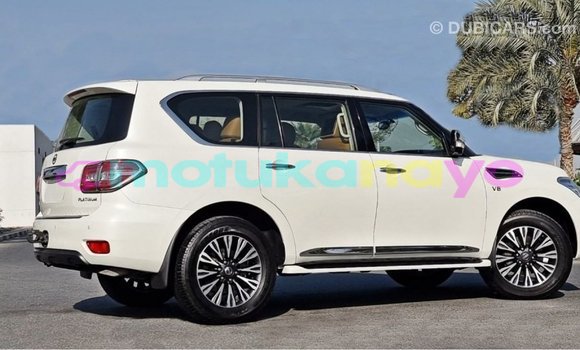Acheter Import Voiture Nissan Patrol Blanc à Import - Dubai, Bandundu Acheter Import Voiture Nissan Patrol Blanc à Import - Dubai, Bandundu