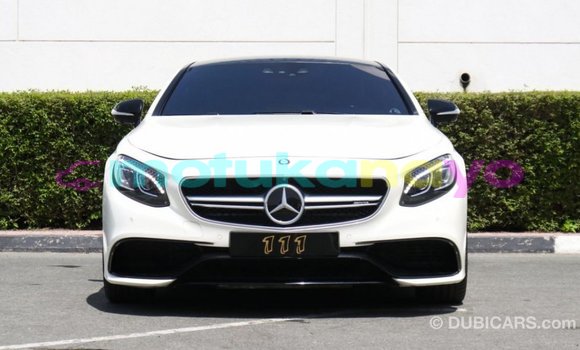 Buy Import Mercedes-Benz 190 (W201) White Car in Import - Dubai in Bandundu Buy Import Mercedes-Benz 190 (W201) White Car in Import - Dubai in Bandundu