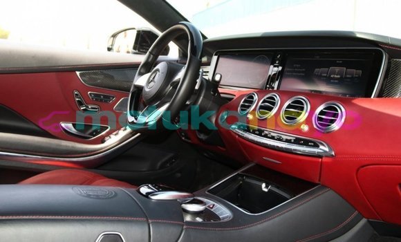 Buy Import Mercedes-Benz 190 (W201) White Car in Import - Dubai in Bandundu Buy Import Mercedes-Benz 190 (W201) White Car in Import - Dubai in Bandundu