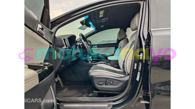 Big with watermark kia sportage bandundu import dubai 4536