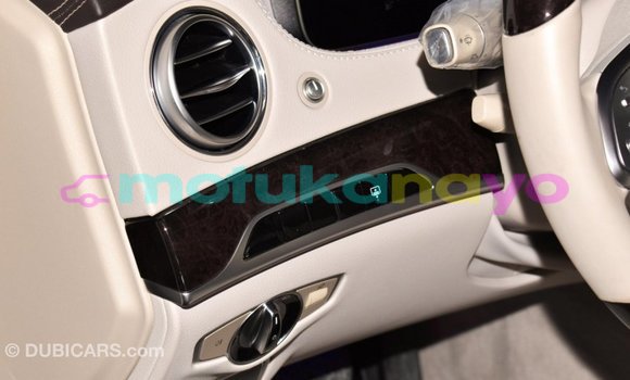 Acheter Import Voiture Mercedes-Benz 190 (W201) Noir à Import - Dubai, Bandundu Acheter Import Voiture Mercedes-Benz 190 (W201) Noir à Import - Dubai, Bandundu