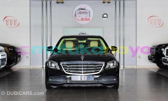 Acheter Import Voiture Mercedes-Benz 190 (W201) Noir à Import - Dubai, Bandundu Acheter Import Voiture Mercedes-Benz 190 (W201) Noir à Import - Dubai, Bandundu