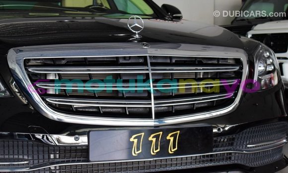 Acheter Import Voiture Mercedes-Benz 190 (W201) Noir à Import - Dubai, Bandundu Acheter Import Voiture Mercedes-Benz 190 (W201) Noir à Import - Dubai, Bandundu