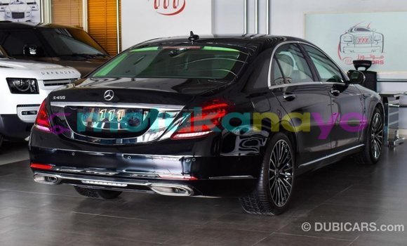 Acheter Import Voiture Mercedes-Benz 190 (W201) Noir à Import - Dubai, Bandundu Acheter Import Voiture Mercedes-Benz 190 (W201) Noir à Import - Dubai, Bandundu