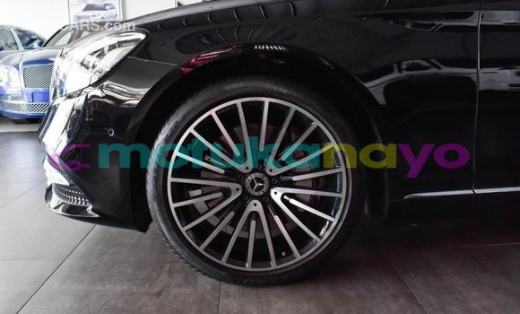 Acheter Import Voiture Mercedes-Benz 190 (W201) Noir à Import - Dubai, Bandundu Acheter Import Voiture Mercedes-Benz 190 (W201) Noir à Import - Dubai, Bandundu