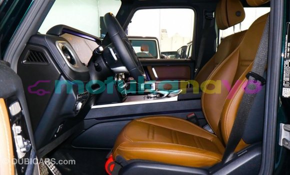 Buy Import Mercedes-Benz 190 (W201) Green Car in Import - Dubai in Bandundu Buy Import Mercedes-Benz 190 (W201) Green Car in Import - Dubai in Bandundu