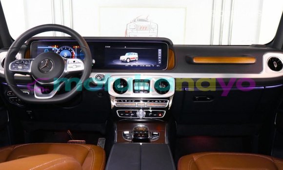 Buy Import Mercedes-Benz 190 (W201) Green Car in Import - Dubai in Bandundu Buy Import Mercedes-Benz 190 (W201) Green Car in Import - Dubai in Bandundu