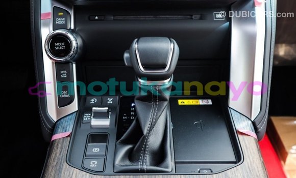 Buy Import Toyota Land Cruiser White Car in Import - Dubai in Bandundu Buy Import Toyota Land Cruiser White Car in Import - Dubai in Bandundu