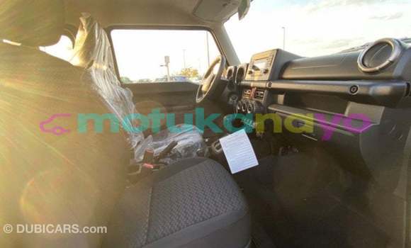 Buy Import Suzuki Jimny Green Car in Import - Dubai in Bandundu Buy Import Suzuki Jimny Green Car in Import - Dubai in Bandundu
